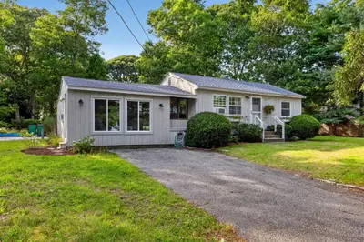 203 Monomoscoy Road, Mashpee MA — view 4