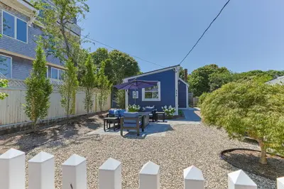 56a W Franklin Street