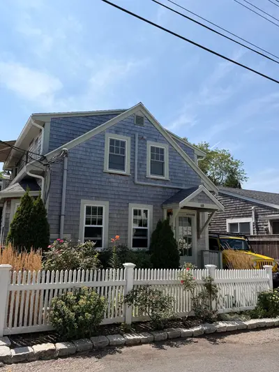 48 Pleasant Street, Unit Apt 2