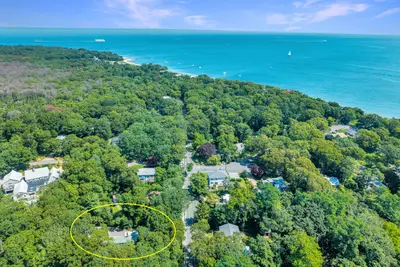 528 Main Street, Vineyard Haven MA