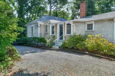 528 Main Street, Vineyard Haven MA — view 4