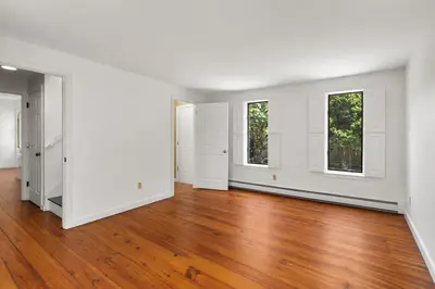 21 Mill Road, Falmouth MA — view 3