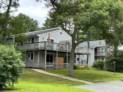 70 Cape Drive, Unit Apt 1d, Mashpee MA — view 3