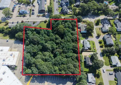 148 Worcester Court, Falmouth MA — view 2