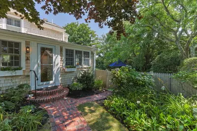 156 Chatham Bars Avenue, Chatham MA