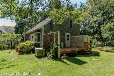 2 Winemack Street, Oak Bluffs MA — view 3