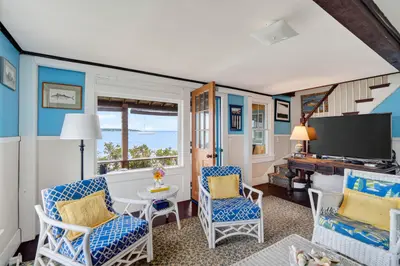27 Beach Road, Oak Bluffs MA — view 5