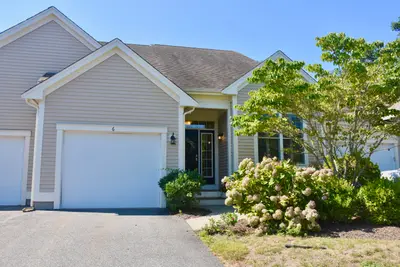 6 Chadwick Court, Mashpee MA — view 2