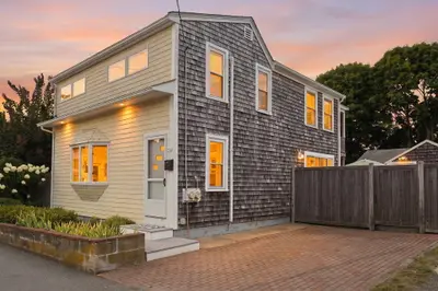 39 Pleasant Street, Provincetown MA