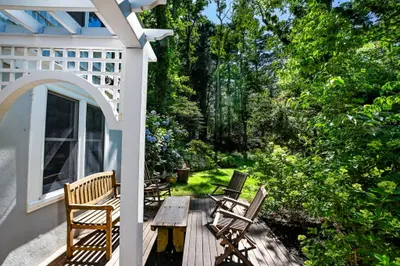 72 Benjamin Nyes Lane, Falmouth MA — view 2