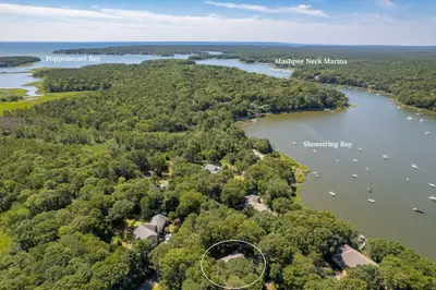679 Poponessett Road, Barnstable MA — view 3