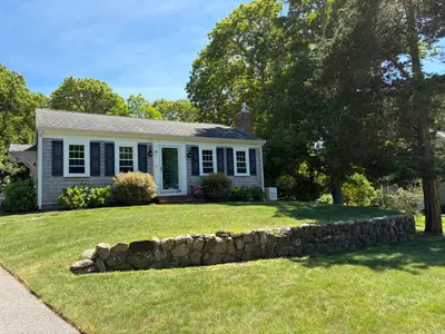 31 Garrison Road, Falmouth MA