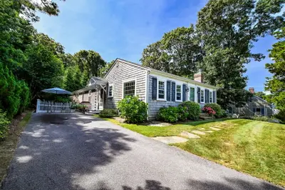31 Garrison Road, Falmouth MA — view 2
