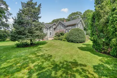 88 Franklin Street, Vineyard Haven MA — view 3