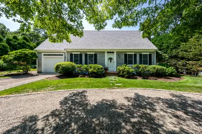 8 MacAndrew Drive, Dennis MA — view 3