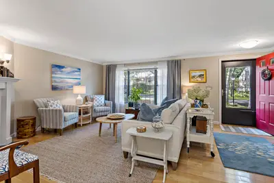 195 Falmouth Road, Unit Apt 3f, Mashpee MA — view 2