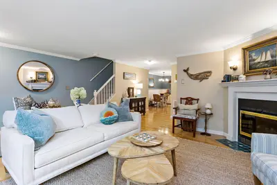 195 Falmouth Road, Unit Apt 3f, Mashpee MA — view 5
