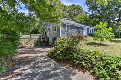 7 Elliot Way, Harwich MA — view 4