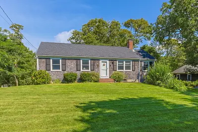 87 Cranberry Lane