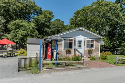 33 Island Inn Road, Unit 25 F, Oak Bluffs MA — view 2