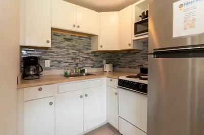27 Island Inn Road, Unit 10c, Oak Bluffs MA — view 5