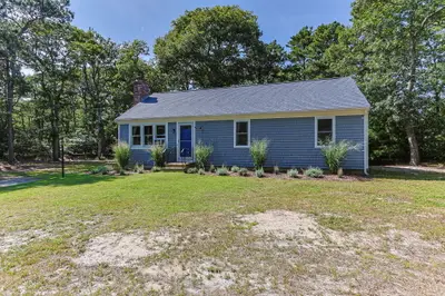 18 Christopher Way, Harwich MA — view 2