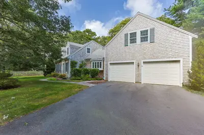 12 Pond Street