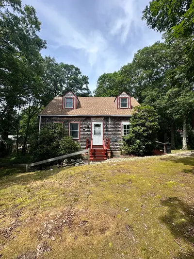 74 Chase Lane, Vineyard Haven MA — view 2