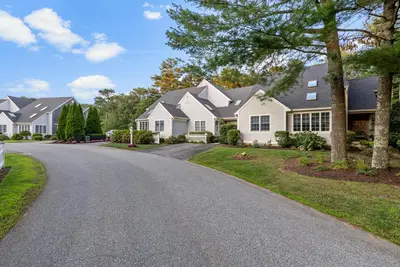 78 Gold Leaf Lane, Mashpee MA — view 3