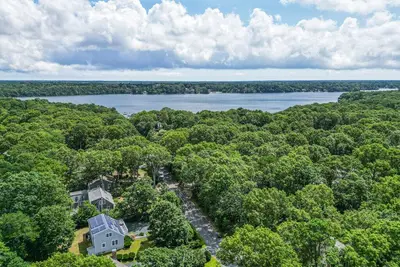 35 Pinecrest Avenue, Mashpee MA — view 3