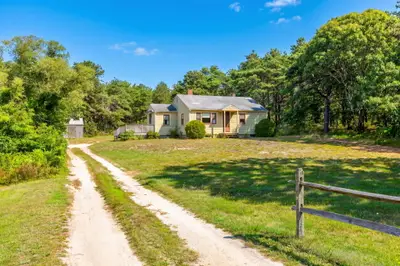32 Highland Road, Truro MA — view 3