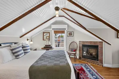 14 Court Street, Provincetown MA — view 3