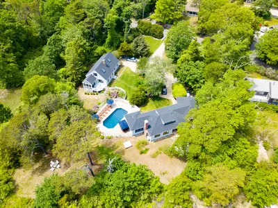 135-137 Portanimicut Road, Orleans MA — view 5