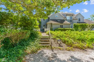 35 Landmark Avenue, Unit 35, Mashpee MA — view 5