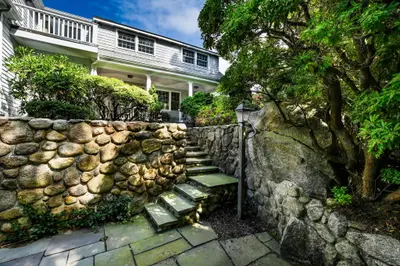 222 Sippewissett Road, Falmouth MA — view 5