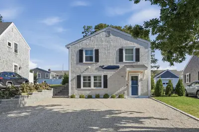 33 Dexter Avenue