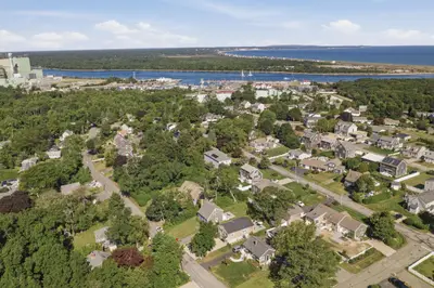 33 Dexter Avenue, Sandwich MA — view 4