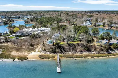 141 Daniels Island Road, Mashpee MA — view 4