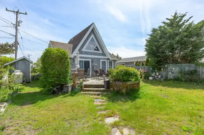 897 Commercial Street, Provincetown MA — view 3