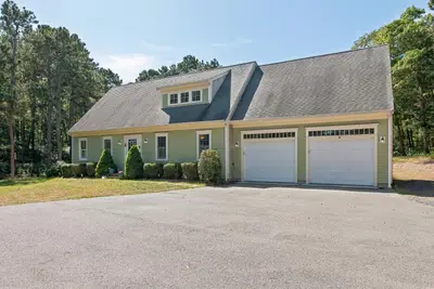 22 Cannon Hill Drive, Harwich MA — view 4