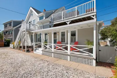 9 Dyer Street, Unit B, Provincetown MA — view 3