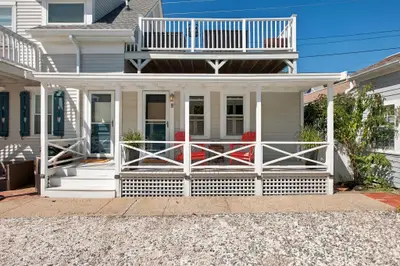 9 Dyer Street, Unit B, Provincetown MA — view 4