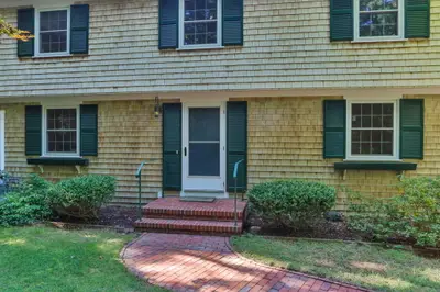 16 Greengate Road, Falmouth MA — view 2