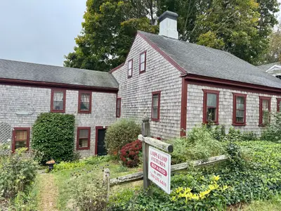 1580 Main Street