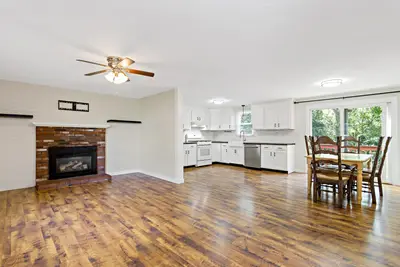 11 Warwick Way, Mashpee MA — view 5