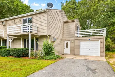 21 Surrey Lane, Unit 21