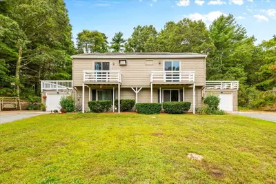 21 Surrey Lane, Unit 21, Bourne MA — view 2
