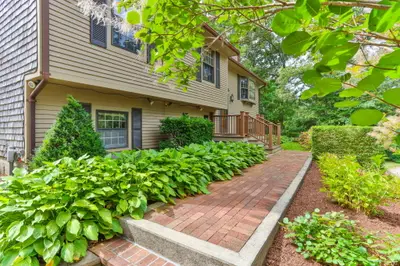 2 Robin Road, Sandwich MA — view 5