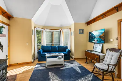 559 Old Jail Lane, Barnstable MA — view 3