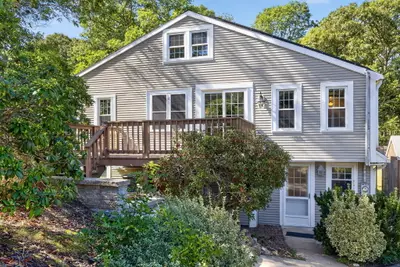 27 McGuerty Road, Brewster MA